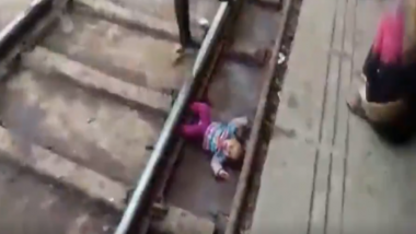 Uttar Pradesh: One-Year-Old Girl Escapes Unhurt After Passenger Train Runs Over Her at Mathura Railway Station; Watch Video