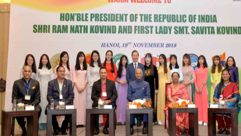 'Sabarmati Ke Sant’ Sung by Vietnamese Students Mesmerises President Ram Nath Kovind; Watch Video