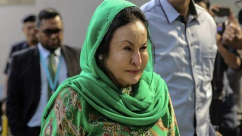 Malaysian Ex-PM Najib Razak's Wife Rosmah Mansor Hit with Two New Graft Charges Malaysian Ex-PM Najib Razak's Wife Rosmah Mansor Hit with Two New Graft Charges