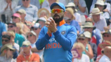 Virat Kohli Gets a Warm Welcome in Brisbane; Indian Captain Meets Fans Ahead of the First T20 Against Australia (Watch Videos & Pic)