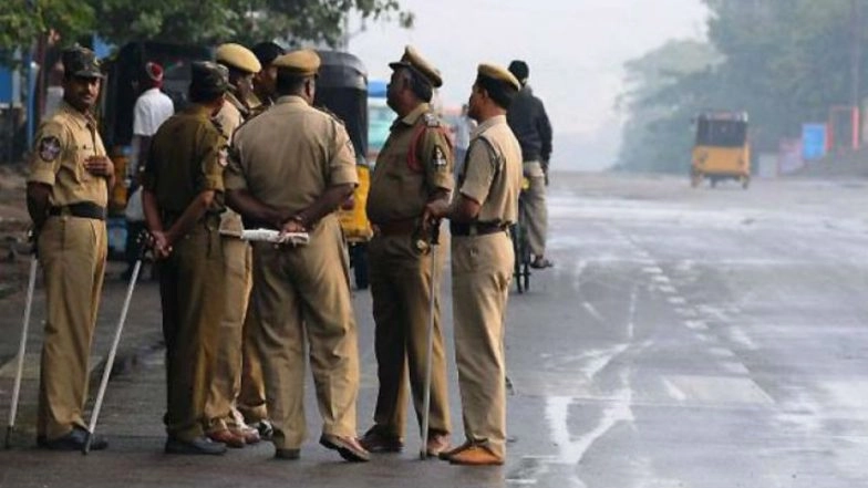 Income Tax Dept Raids DMK Treasurer Durai Murugan's Vellore Residence