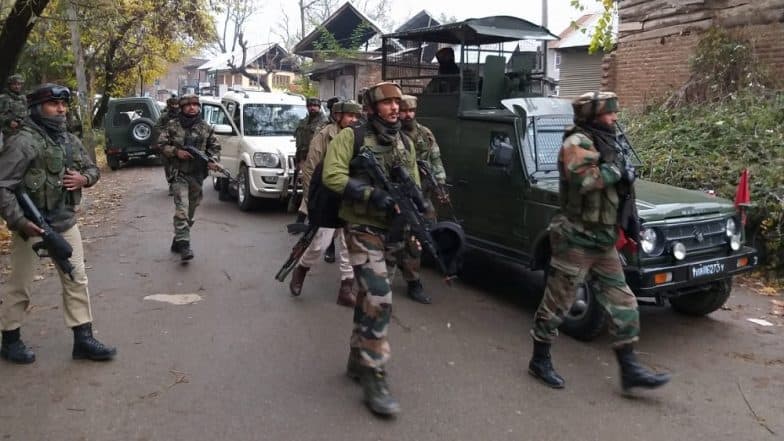 Jammu & Kashmir: One Terrorist Killed in Encounter With Security Forces, Police in Tral Area of Awantipora; Operation Underway