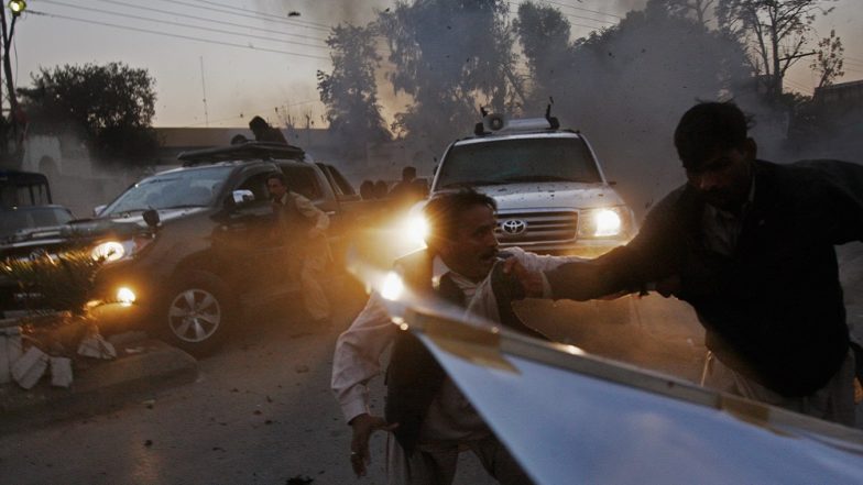 Pakistan: Firing, Blast Near Chinese Consulate in Karachi; 2 Policemen, 3 Terrorists Killed