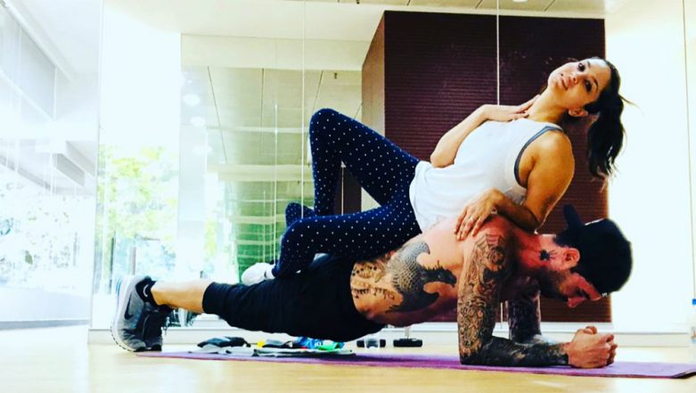 781px x 441px - Sunny Leone and Daniel Weber Spend Sunday 'Planking Away' and We're In Love  With This Cute Couple | ðŸŽ¥ LatestLY