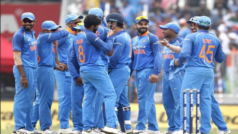 Here’s How MS Dhoni’s Prank Startled Rohit Sharma; Watch the Hilarious Video