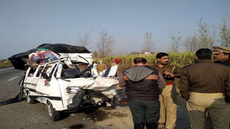 Accident in Bareilly: 4 Family Members Killed in Truck-Van Collision in Uttar Pradesh