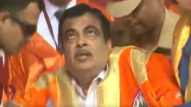 Nitin Gadkari Falls Unconscious During National Anthem at an Event in Ahmednagar, Maharashtra