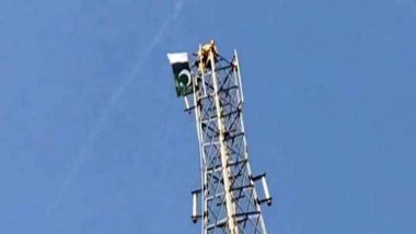 Pakistan: Man Climbs Cellphone Tower, Threatens Suicide if Not Made Prime Minister