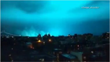 Mysterious Videos of Blue Light Flashing in New York City Skyline Sparks Aliens and UFO Theories! NYPD Reveals the Real Reason