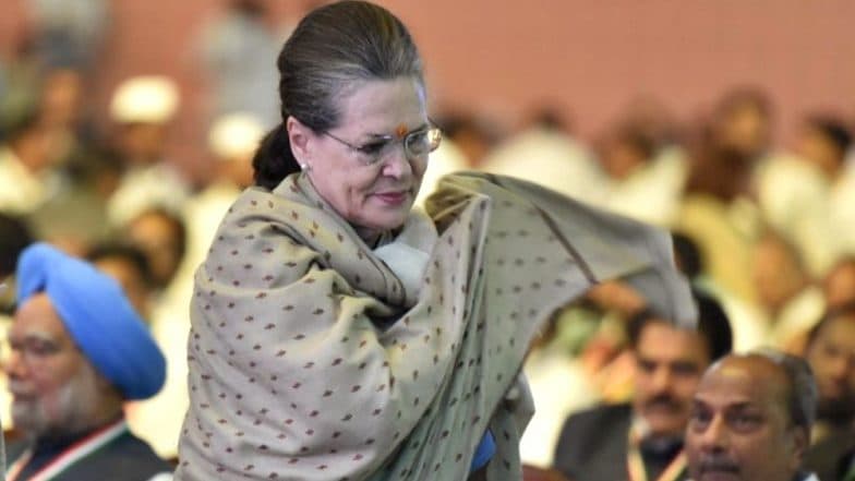 Sonia Gandhi Holds Meeting With Former Delhi Congress Presidents, to Appoint New Chief Soon Sonia Gandhi Holds Meeting With Former Delhi Congress Presidents, to Appoint New Chief Soon