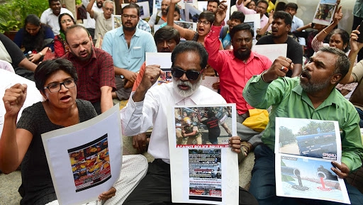 Anti-Sterlite Protesters in Tuticorin Were Shot in The Head And Chest, Says Autopsy Report of 13 Dead Protesters; Policemen in Spot