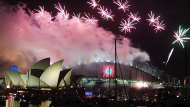 Melbourne & Sydney New Year Eve 2019 Fireworks Live Stream: Watch Free Telecast & Streaming of NYE Celebrations Online From Australia