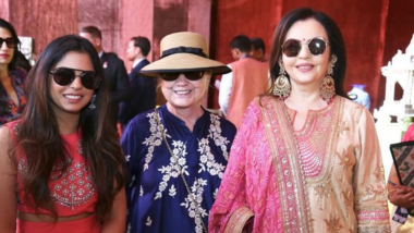 Isha Ambani-Anand Piramal Pre-Wedding Functions: Nita Ambani, Hillary Clinton and the Bride-to-Be Visit Swadesh Bazaar in Udaipur