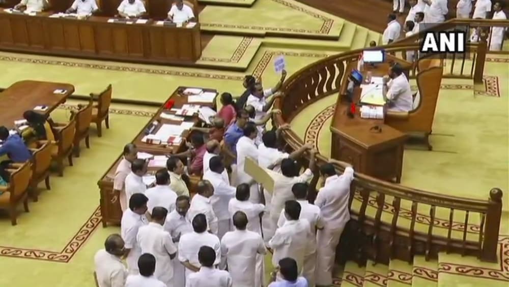 Kerala: Minor Girl's Rape and Death Case Sparks Uproar in State Assembly, Opposition Protests Acquittal of Key Accused Kerala: Minor Girl's Rape and Death Case Sparks Uproar in State Assembly, Opposition Protests Acquittal of Key Accused