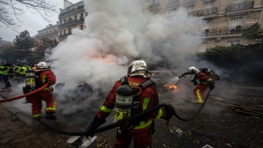 France Yellow Vest Protests: Government Mulls State of Emergency Over Agitations Against Fuel Price Hike and Economic Policies