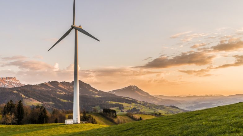 National Energy Conservation Day 2018: How Laptops and LED Bulbs Can Help Us Save Energy and Money Efficiently