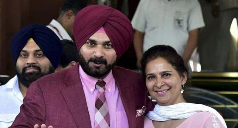 Navjot Kaur 'Rejected' Ticket From Chandigarh? Navjot Sidhu Reiterates Charge, Amarinder Singh Denies Navjot Kaur 'Rejected' Ticket From Chandigarh? Navjot Sidhu Reiterates Charge, Amarinder Singh Denies