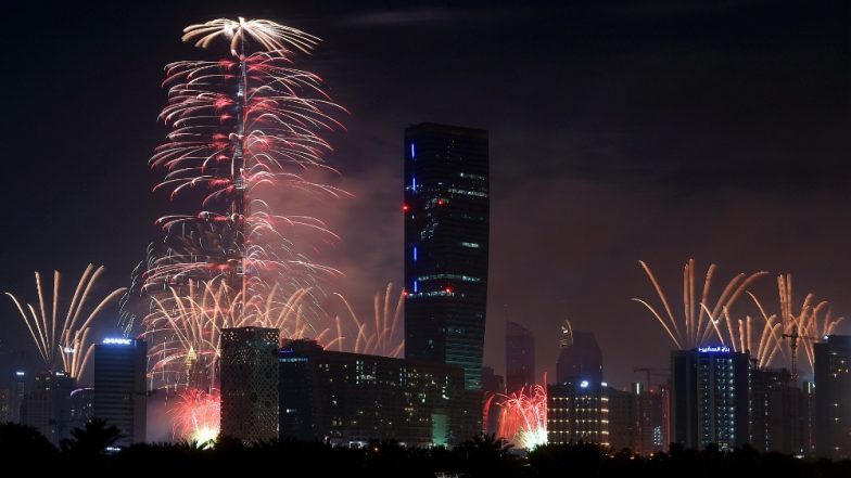 Burj Khalifa New Year Eve 2019 Fireworks Live Stream: Watch Free Telecast & Online Streaming of NYE Celebrations From Dubai