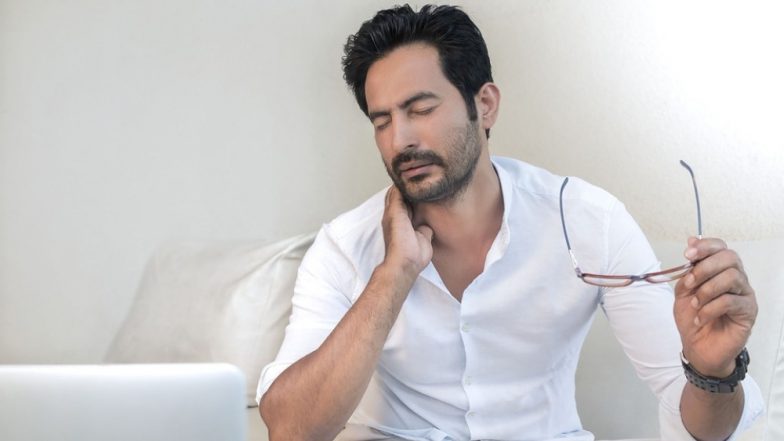 What Should You Do When You Wake Up with a Stiff Neck in The Morning? From Hot Shower to Massage, Genius Ways to Manage the Pain