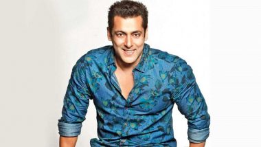 Salman Khan Fans Cheer as the Superstar Makes His Way to Dabangg 3 Shoots in Madhya Pradesh's Maheshwar, Watch Video