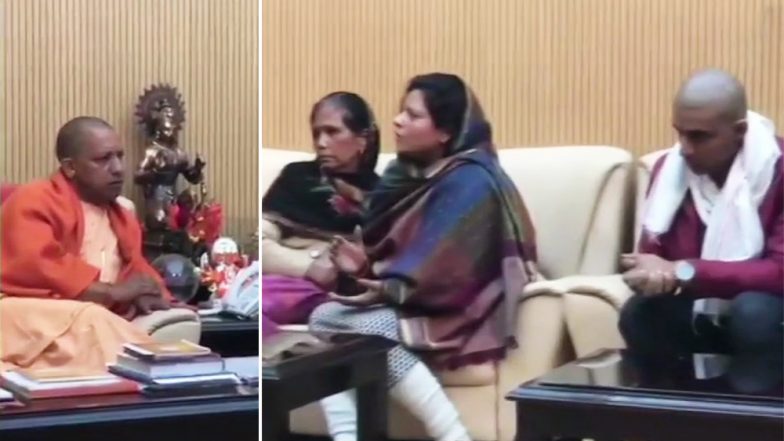 Uttar Pradesh CM Yogi Adityanath Meets Family of Cop Subodh Singh Who Was Killed by Mob in Bulandshahr