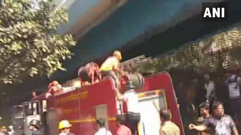 Thane: Fire Breaks Out in a Building Near Charai Area; Watch Video