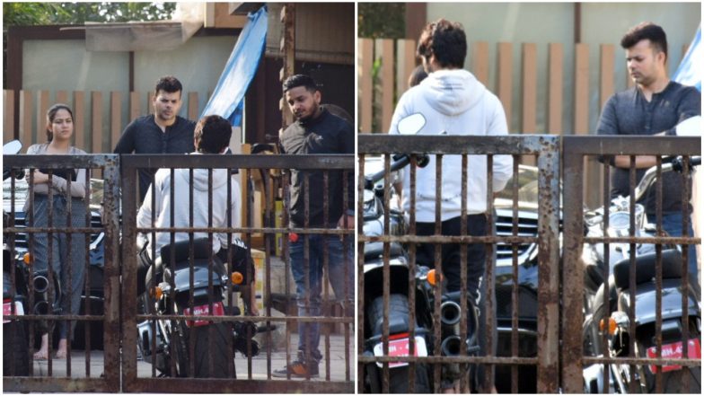Shahid Kapoor Gets Clicked With Wife Mira Rajput as He Enjoys a Bike Ride in the City – View Pic