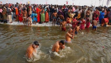 Makar Sankranti 2019: Smriti Irani Takes Holy Dip in River Ganga During  Shahi Snan at Kumbh Mela in Prayagraj; View Pic | 🗳 LatestLY