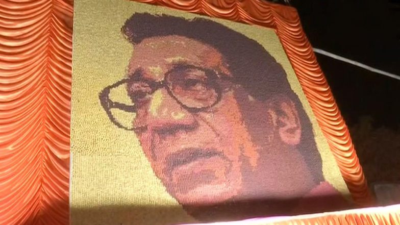 Bal Thackeray Portrait Made Using 33,000 Rudraksha Beads Displayed in Front of Shiv Sena Bhavan in Dadar; See Pics