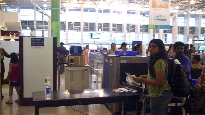 Digi Yatra New Rules Notified by DGCA; Soon, Domestic Air Travellers Can Enter Airports Without Showing ID Card