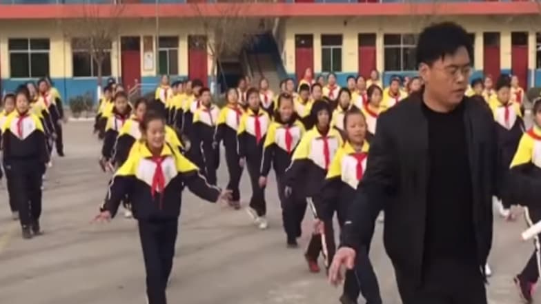 Chinese School Principal Dances With His Students and Motivates Them to Exercise; Watch Video Chinese School Principal Dances With His Students and Motivates Them to Exercise; Watch Video
