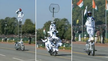 Republic Day 2019 Parade Video: Daredevils Amaze Crowd With Mind blowing Bike Stunts During R-Day Celebrations at Rajpath