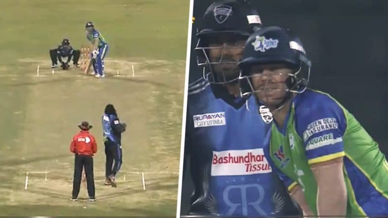 Right-handed David Warner swats Chris Gayle for 14 off 3 balls Right-handed David Warner swats Chris Gayle for 14 off 3 balls