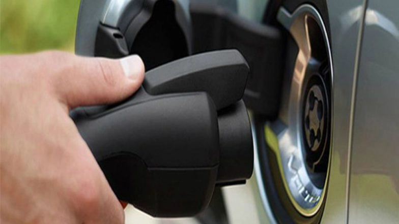 E-vehicles Set to Revolutionise Indian Automobile Sector as Demand Doubles in 3 Years