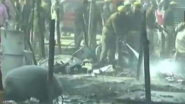Kumbh Mela 2019: Fire Erupts at Kumbh Mela Complex in Prayagraj, Several Tents Gutted