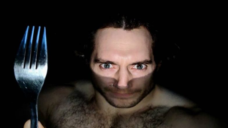 Superman Henry Cavill Tried Being Aquaman Underwater With A Fork And We Think He Smashed It Out of The (Water)Park