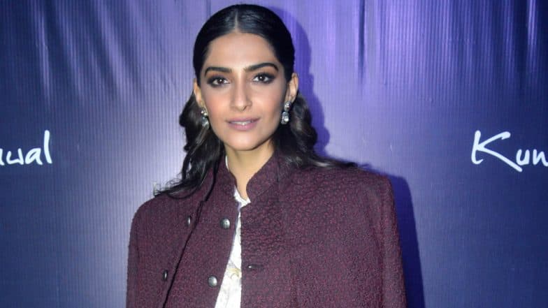 Gender Neutral Clothes? Why Not! Sonam Kapoor Talks About Importance of Gender Fluidity in Fashion Gender Neutral Clothes? Why Not! Sonam Kapoor Talks About Importance of Gender Fluidity in Fashion
