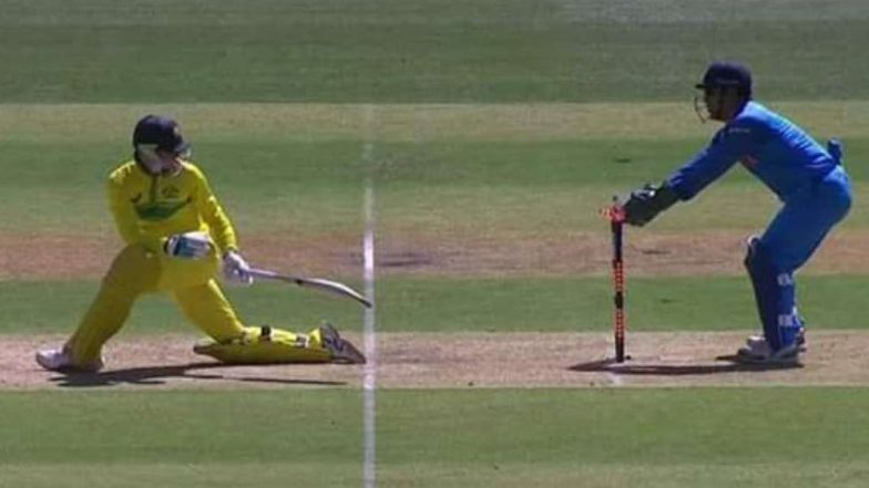 MS Dhoni’s Lightning Quick Stumping Sends Peter Handscomb Packing During Ind vs Aus, 2nd ODI 2019 (Watch Video)