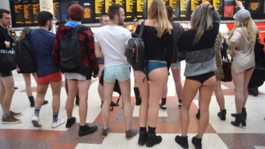 London No Trousers Tube Ride 2019: Commuters Strip Down Half-Naked in Underwear to Celebrate It’s 10th Anniversary (Watch Video)