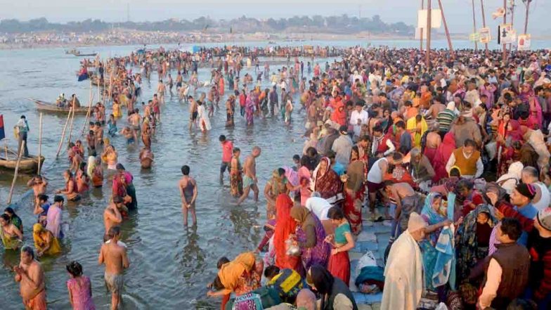 Kumbh Mela 2019: Thousands of Devotees Take Holy Dip on ‘Maghi Purnima’