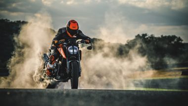 KTM 790 Duke Motorcycle To Be Launched in India on September 23; Expected Price, Features & Specifications