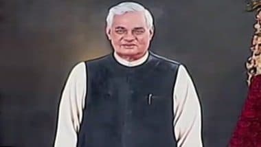 Atal Bihari Vajpayee Life-Size Portrait Unveiled by President Ram Nath Kovind in Central Hall of Parliament; See Picture