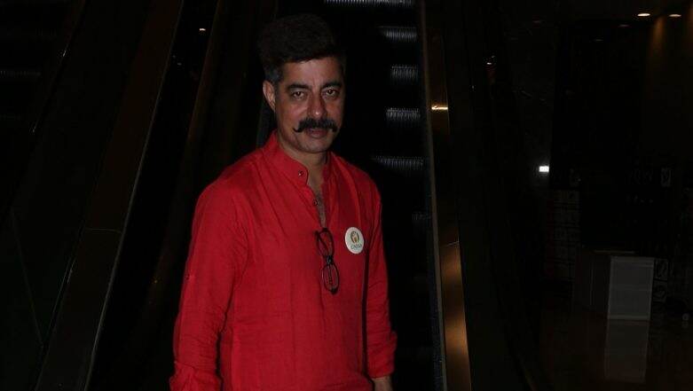 Pulwama Attack: Sushant Singh Questions the Government for Not Taking Any Official Stand Against Pakistan Until Now Pulwama Attack: Sushant Singh Questions the Government for Not Taking Any Official Stand Against Pakistan Until Now