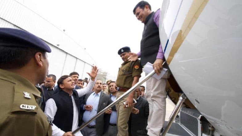 Akhilesh Yadav ‘Stopped’ at Lucknow Airport While He Was Going To Attend Oath Taking Ceremony at Allahabad University Akhilesh Yadav ‘Stopped’ at Lucknow Airport While He Was Going To Attend Oath Taking Ceremony at Allahabad University