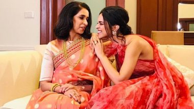 Deepika Padukone and Mother Ujjala Make for a Super Cute Mother Daughter Duo in This Latest Pic