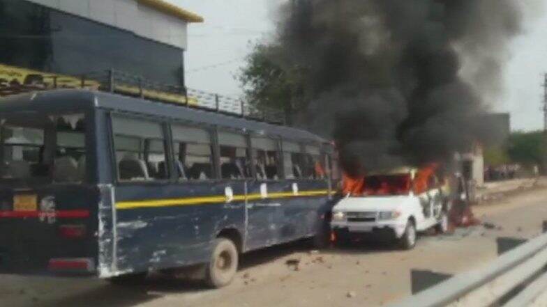Gujjar Quota Stir in Rajasthan: Protest Turns Violent as Agitators Open Fire, Set Ablaze Police Vehicles Gujjar Quota Stir in Rajasthan: Protest Turns Violent as Agitators Open Fire, Set Ablaze Police Vehicles