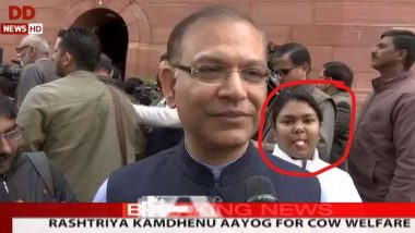 Budget 2019: Girl Photobombs Minister Jayant Sinha's Interview Outside Parliament, Photo Goes Viral