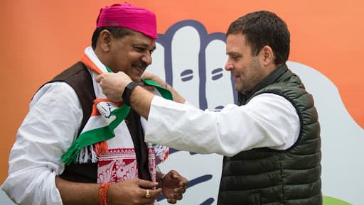 Lok Sabha Elections 2019: Suspended BJP MP Kirti Azad Joins Congress in Bihar, Likely to Contest From Darbhanga Lok Sabha Elections 2019: Suspended BJP MP Kirti Azad Joins Congress in Bihar, Likely to Contest From Darbhanga