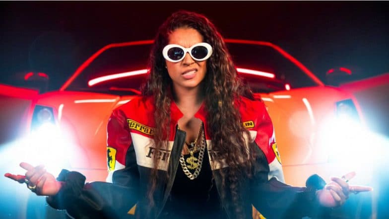 Priyanka ChopraтАЩs BFF Lilly Singh Aka IISuperwomanII Comes Out As Bisexual Publicly! Check YouTuberтАЩs Tweet Priyanka ChopraтАЩs BFF Lilly Singh Aka IISuperwomanII Comes Out As Bisexual Publicly! Check YouTuberтАЩs Tweet