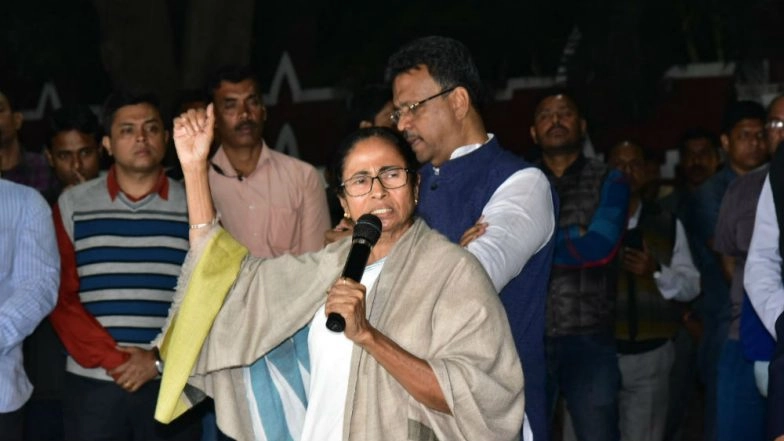 Mamata Banerjee To Skip PM Narendra Modi's Swearing-In Ceremony Over Allegations of Political Violence in West Bengal
